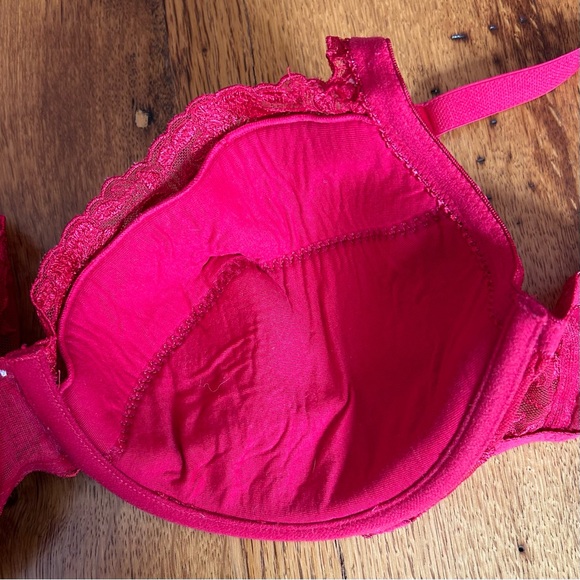 Secret Treasures Lightly Lined Floral Lace Underwire Bra Women’s SZ 40D in Red - Picture 4 of 5